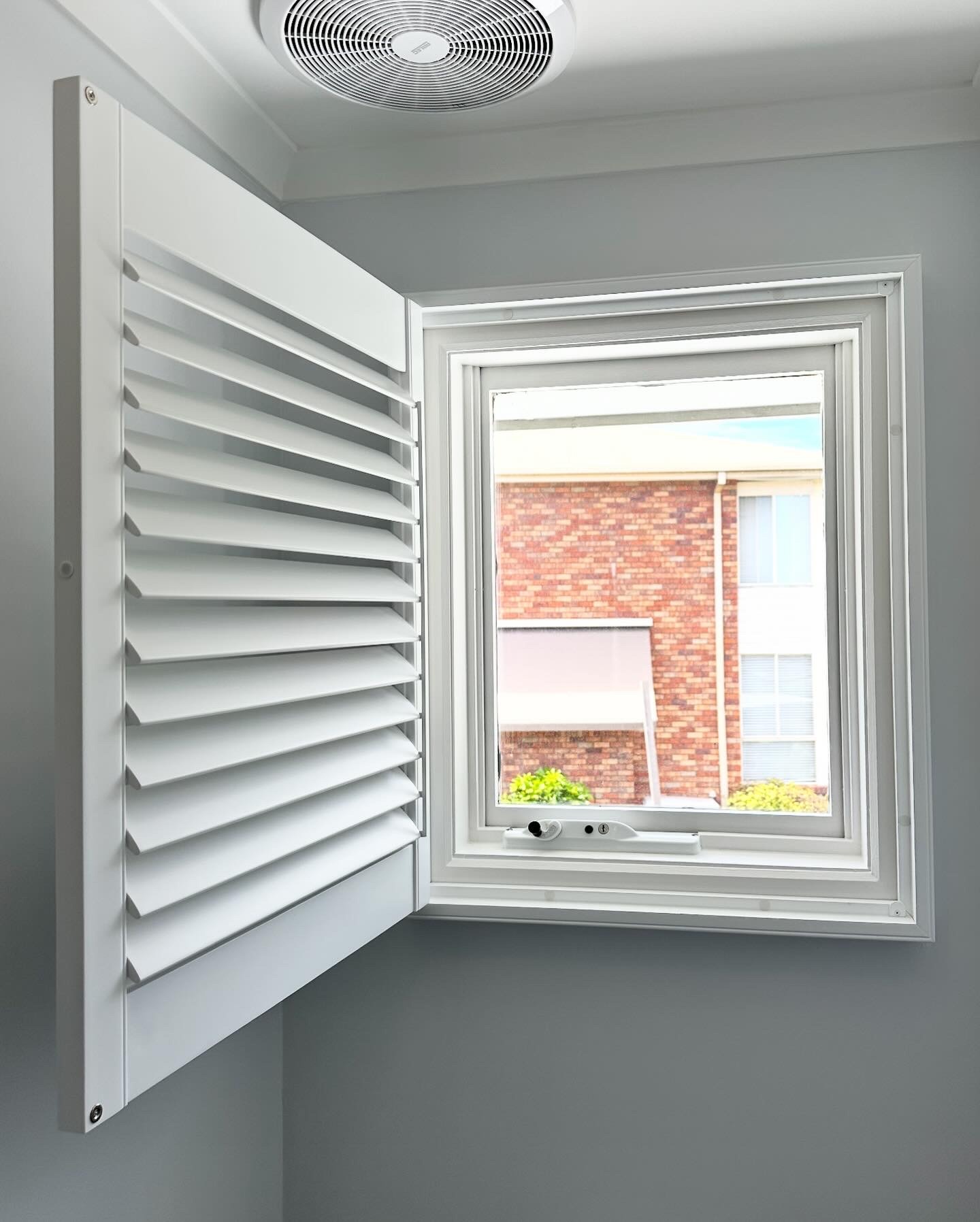 C922E85D-C1B4-495A-82B1-A08BC6CAA1D7